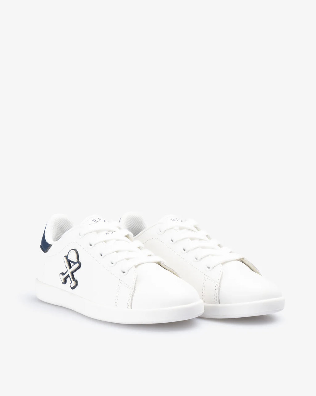 SNEAKER KIDS