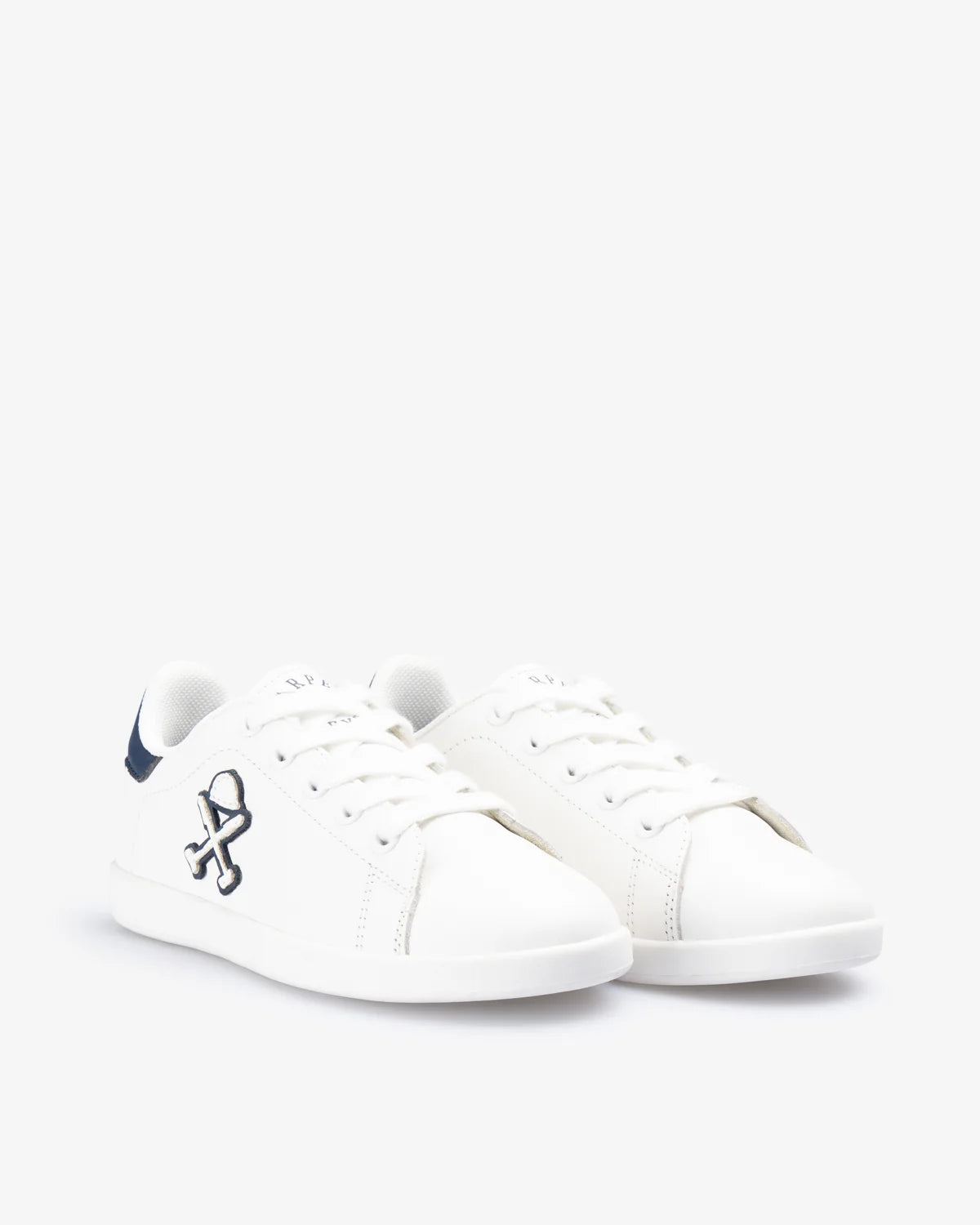 SNEAKER KIDS